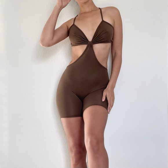 Brown playsuit - Picture 2 of 4